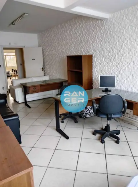 Sobrado com 2 quartos para alugar, 200m2 em Paquetá, Santos - SP - imagem 4 Foto 4 de Sobrado com 2 quartos para alugar, 200m2 em Paquetá, Santos - SP