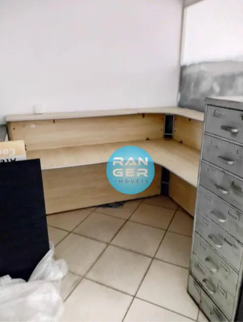 Sobrado com 2 quartos para alugar, 200m2 em Paquetá, Santos - SP - imagem 9 Foto 9 de Sobrado com 2 quartos para alugar, 200m2 em Paquetá, Santos - SP