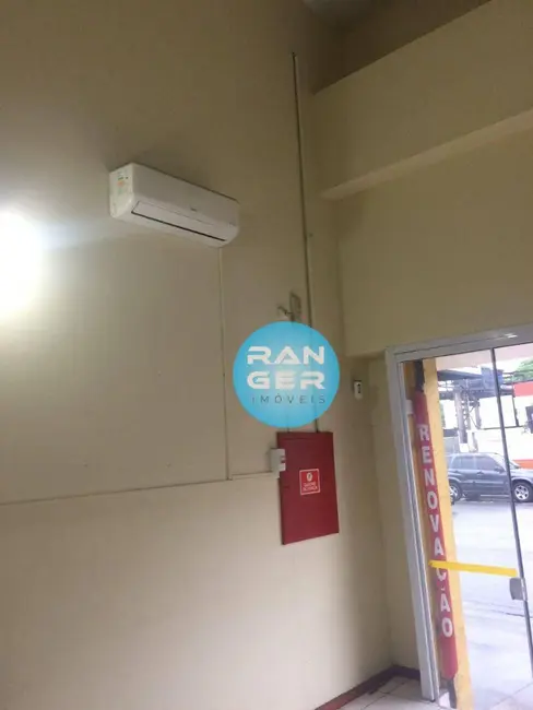 Foto 3 de Loja para alugar, 210m2 em Paquetá, Santos - SP