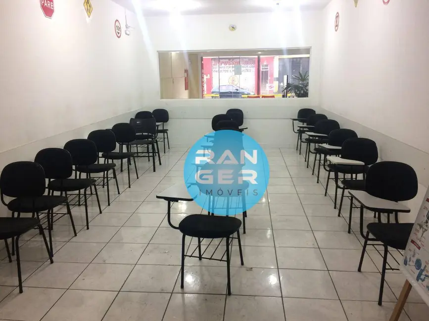 Foto 1 de Loja para alugar, 210m2 em Paquetá, Santos - SP