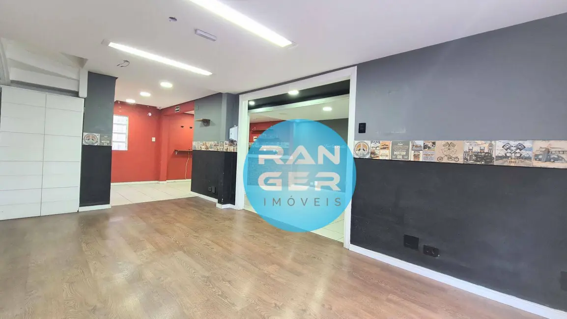 Foto 9 de Casa com 3 quartos para alugar, 154m2 em Gonzaga, Santos - SP