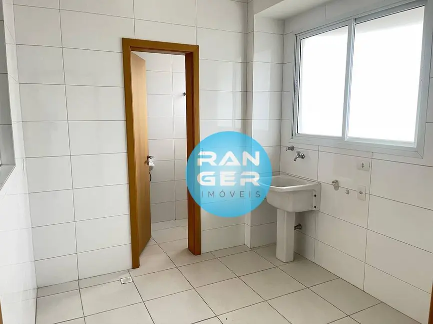 Cobertura com 3 quartos à venda, 246m2 em Gonzaga, Santos - SP - imagem 8 Foto 8 de Cobertura com 3 quartos à venda, 246m2 em Gonzaga, Santos - SP