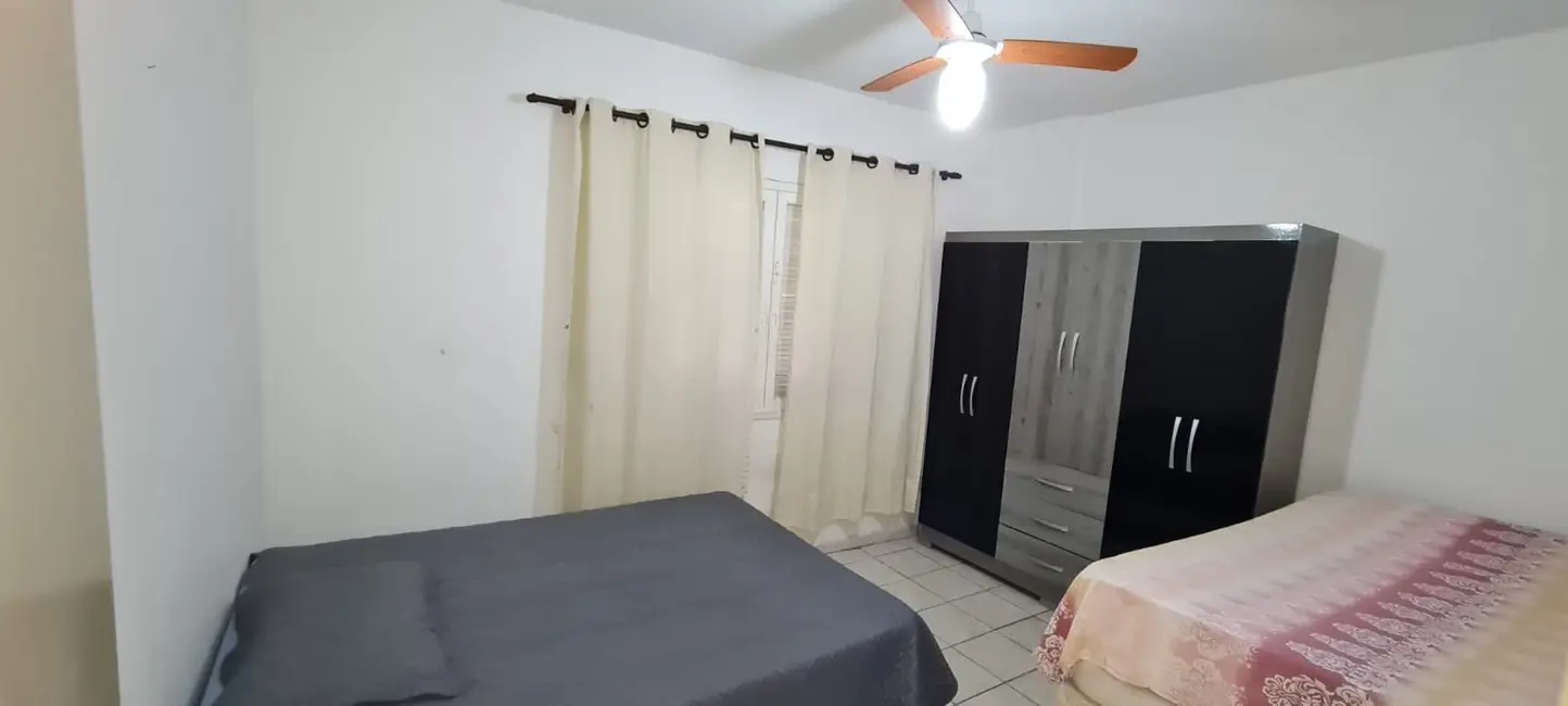 Apartamento com 2 quartos para alugar, 55m2 em Gonzaga, Santos - SP - imagem 7 Foto 7 de Apartamento com 2 quartos para alugar, 55m2 em Gonzaga, Santos - SP