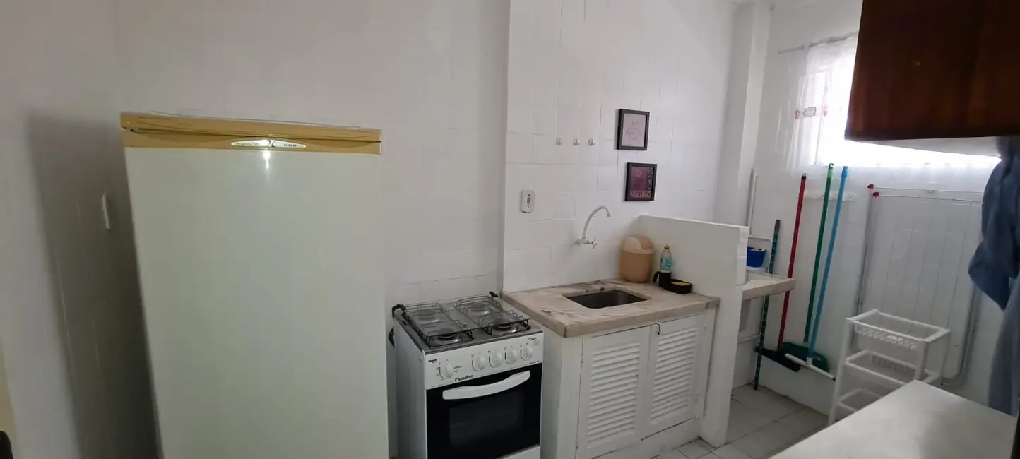 Apartamento com 2 quartos para alugar, 55m2 em Gonzaga, Santos - SP - imagem 3 Foto 3 de Apartamento com 2 quartos para alugar, 55m2 em Gonzaga, Santos - SP
