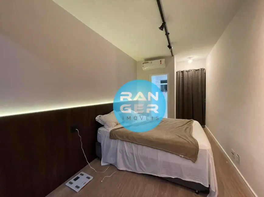 Foto 6 de Apartamento com 1 quarto à venda, 60m2 em Santos - SP