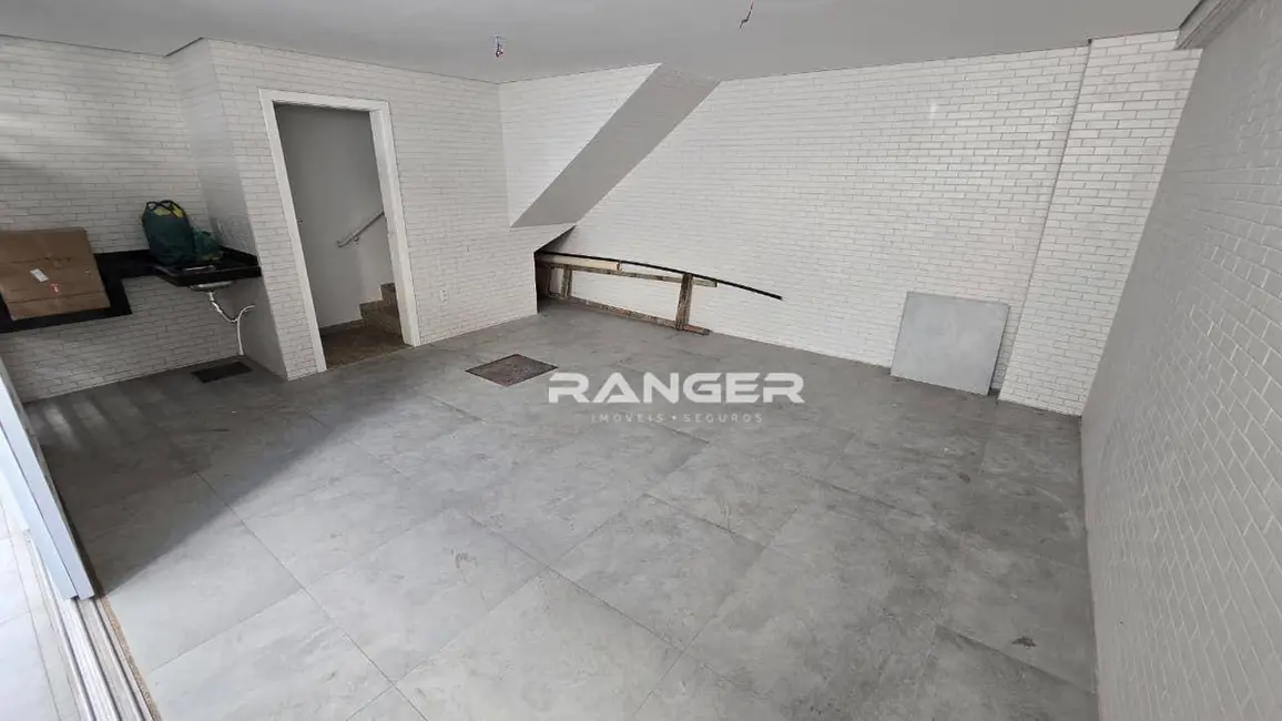 Casa com 2 quartos à venda, 100m2 em Campo Grande, Santos - SP - imagem 4 Foto 4 de Casa com 2 quartos à venda, 100m2 em Campo Grande, Santos - SP