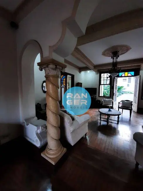 Sobrado com 4 quartos à venda, 260m2 em Pompéia, Santos - SP - imagem 7 Foto 7 de Sobrado com 4 quartos à venda, 260m2 em Pompéia, Santos - SP