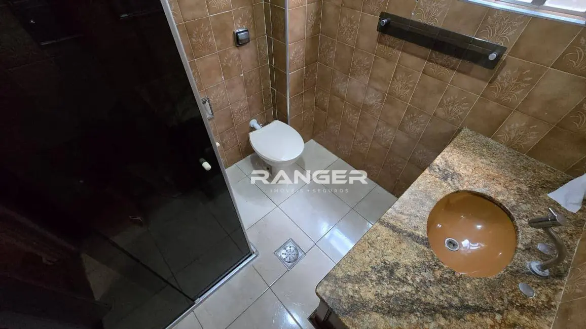 Apartamento com 2 quartos para alugar, 70m2 em Embaré, Santos - SP - imagem 2 Foto 2 de Apartamento com 2 quartos para alugar, 70m2 em Embaré, Santos - SP