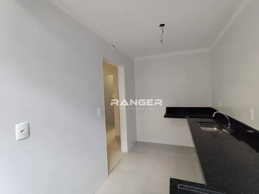 Foto 9 de Apartamento com 2 quartos à venda, 80m2 em Gonzaga, Santos - SP