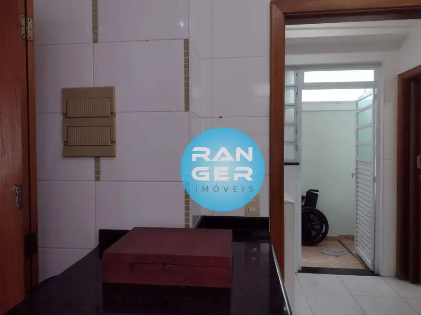 Foto 9 de Casa com 3 quartos à venda, 108m2 em Aparecida, Santos - SP