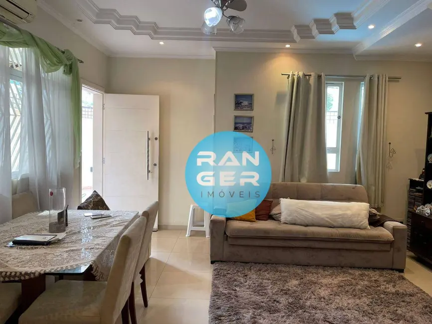 Casa com 3 quartos à venda, 108m2 em Aparecida, Santos - SP - imagem 5 Foto 5 de Casa com 3 quartos à venda, 108m2 em Aparecida, Santos - SP