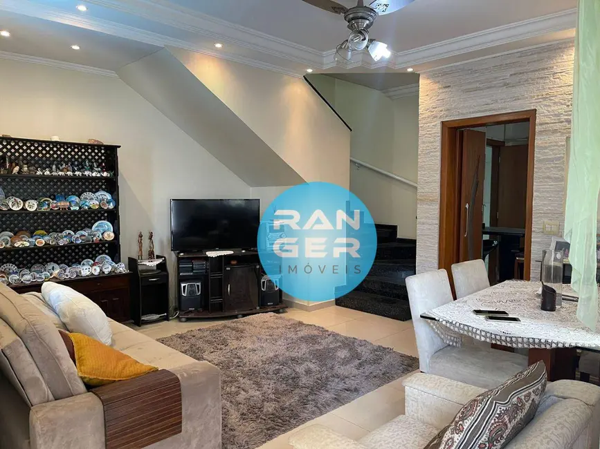 Casa com 3 quartos à venda, 108m2 em Aparecida, Santos - SP - imagem 4 Foto 4 de Casa com 3 quartos à venda, 108m2 em Aparecida, Santos - SP