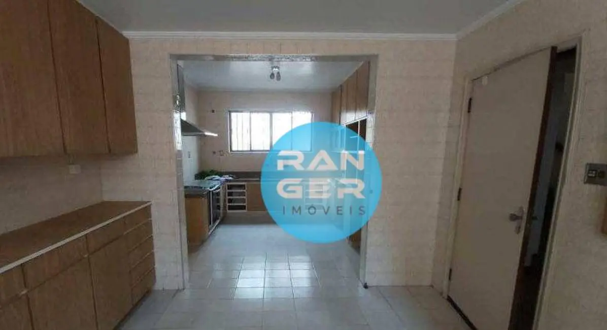 Casa com 4 quartos à venda, 293m2 em Boqueirão, Santos - SP - imagem 9 Foto 9 de Casa com 4 quartos à venda, 293m2 em Boqueirão, Santos - SP