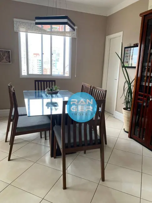 Foto 4 de Apartamento com 3 quartos à venda, 210m2 em Pompéia, Santos - SP