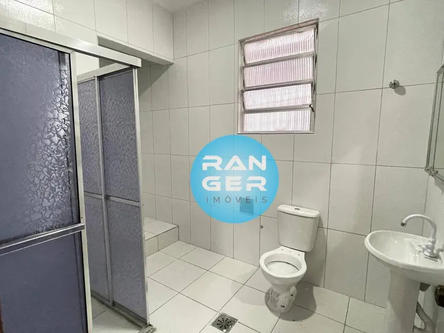 Casa com 2 quartos para alugar, 130m2 em Vila Belmiro, Santos - SP - imagem 6 Foto 6 de Casa com 2 quartos para alugar, 130m2 em Vila Belmiro, Santos - SP