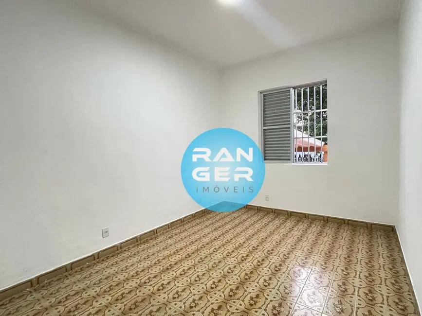 Casa com 2 quartos para alugar, 130m2 em Vila Belmiro, Santos - SP - imagem 8 Foto 8 de Casa com 2 quartos para alugar, 130m2 em Vila Belmiro, Santos - SP