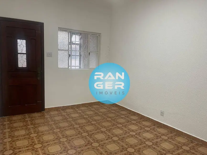 Casa com 2 quartos para alugar, 130m2 em Vila Belmiro, Santos - SP - imagem 3 Foto 3 de Casa com 2 quartos para alugar, 130m2 em Vila Belmiro, Santos - SP