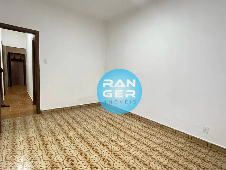 Casa com 2 quartos para alugar, 130m2 em Vila Belmiro, Santos - SP - imagem 9 Foto 9 de Casa com 2 quartos para alugar, 130m2 em Vila Belmiro, Santos - SP