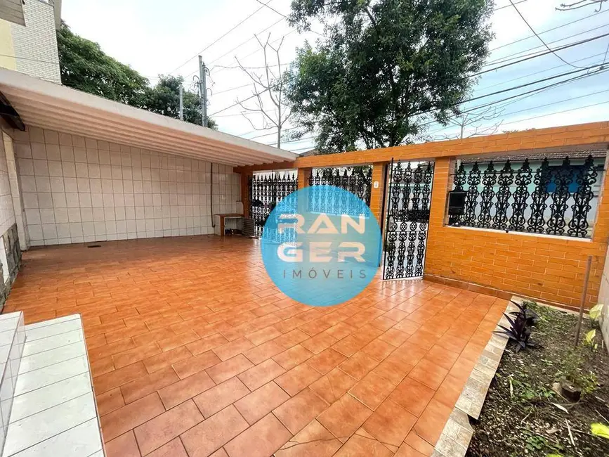 Casa com 2 quartos para alugar, 130m2 em Vila Belmiro, Santos - SP - imagem 1 Foto 1 de Casa com 2 quartos para alugar, 130m2 em Vila Belmiro, Santos - SP
