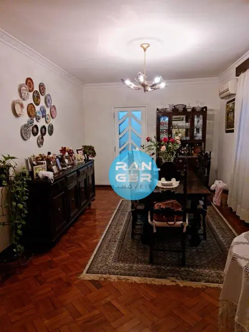 Foto 1 de Casa com 3 quartos à venda, 215m2 em Gonzaga, Santos - SP