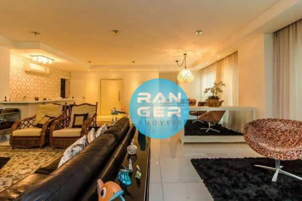 Apartamento com 4 quartos à venda, 49982m2 em Gonzaga, Santos - SP - imagem 8 Foto 8 de Apartamento com 4 quartos à venda, 49982m2 em Gonzaga, Santos - SP