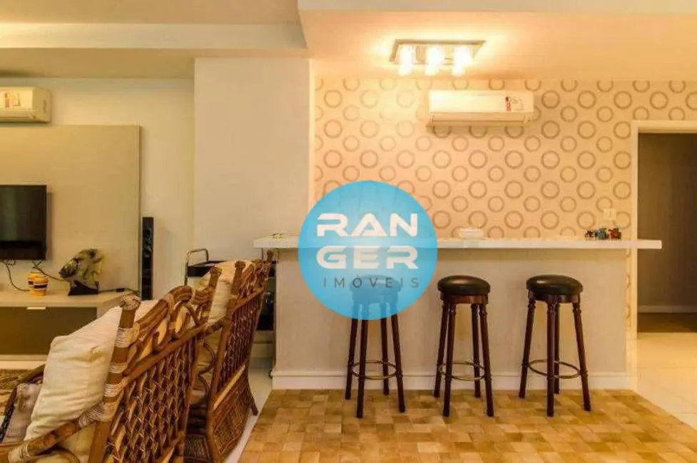 Apartamento com 4 quartos à venda, 49982m2 em Gonzaga, Santos - SP - imagem 9 Foto 9 de Apartamento com 4 quartos à venda, 49982m2 em Gonzaga, Santos - SP