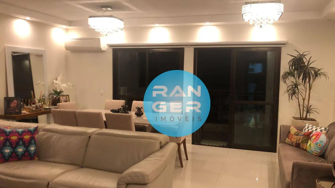 Foto 1 de Apartamento com 3 quartos à venda, 184m2 em José Menino, Santos - SP