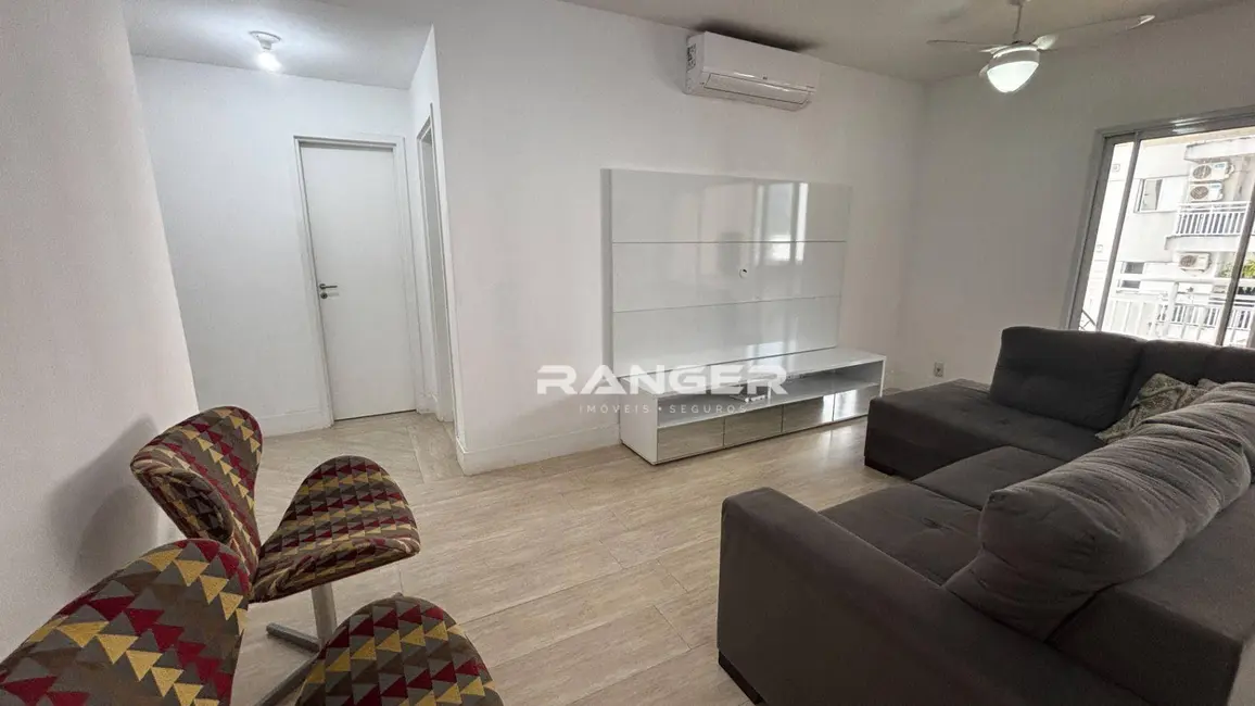 Apartamento com 3 quartos para alugar, 150m2 em Marapé, Santos - SP - imagem 5 Foto 5 de Apartamento com 3 quartos para alugar, 150m2 em Marapé, Santos - SP