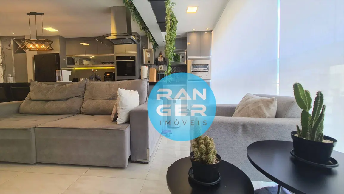 Apartamento com 2 quartos à venda, 80m2 em Gonzaga, Santos - SP - imagem 9 Foto 9 de Apartamento com 2 quartos à venda, 80m2 em Gonzaga, Santos - SP