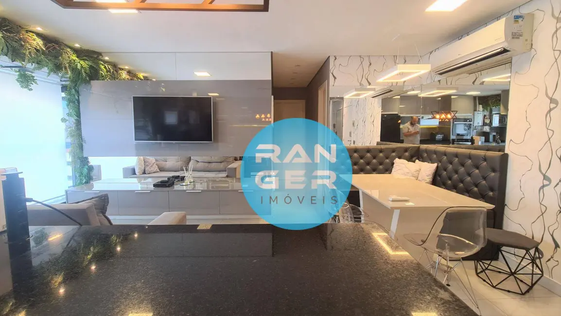 Apartamento com 2 quartos à venda, 80m2 em Gonzaga, Santos - SP - imagem 6 Foto 6 de Apartamento com 2 quartos à venda, 80m2 em Gonzaga, Santos - SP