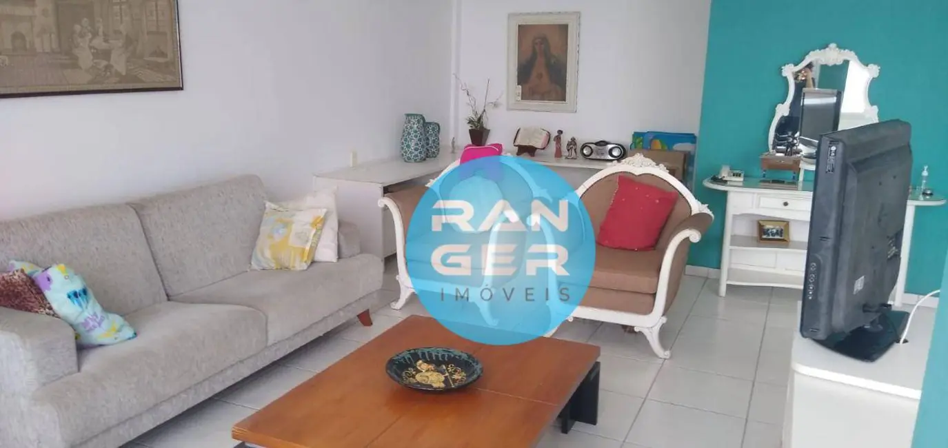 Foto 2 de Apartamento com 2 quartos à venda, 130m2 em Embaré, Santos - SP