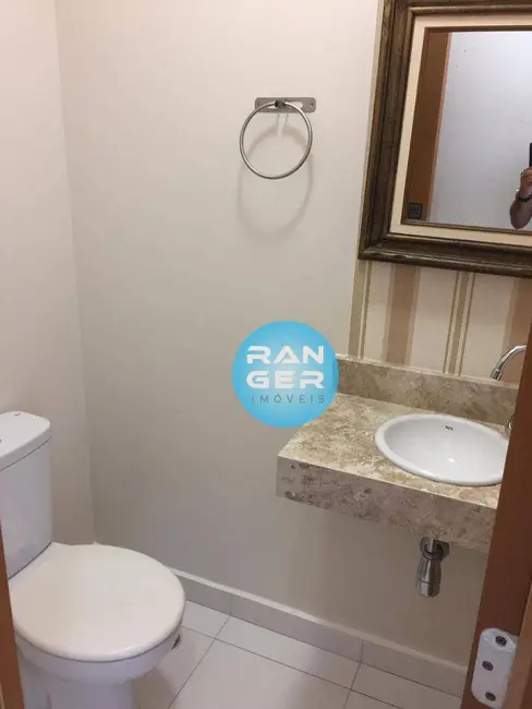 Foto 8 de Apartamento com 2 quartos para alugar, 86m2 em Gonzaga, Santos - SP