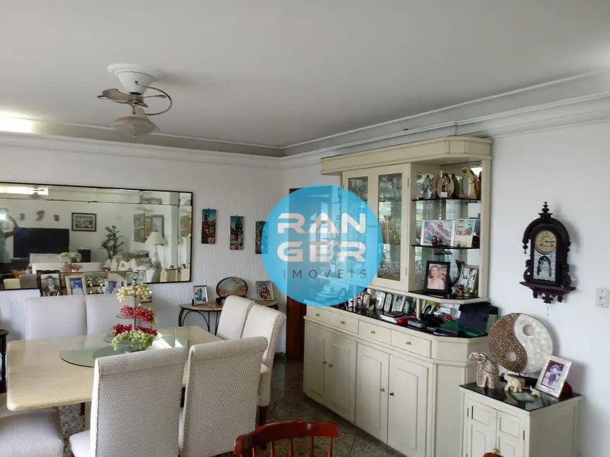 Foto 4 de Apartamento com 3 quartos à venda, 130m2 em Gonzaga, Santos - SP