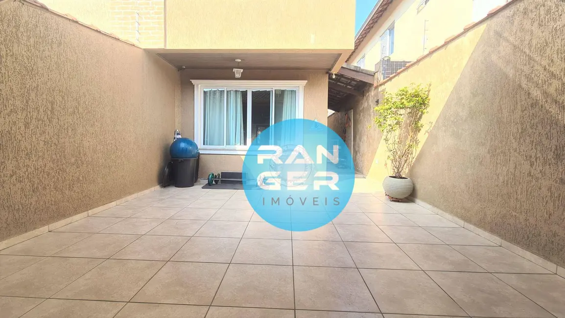 Foto 3 de Casa com 3 quartos à venda, 212m2 em Canto do Forte, Praia Grande - SP