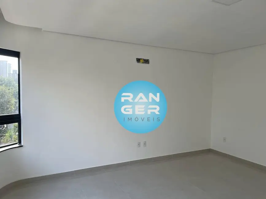 Foto 5 de Casa com 4 quartos à venda, 200m2 em Ponta da Praia, Santos - SP