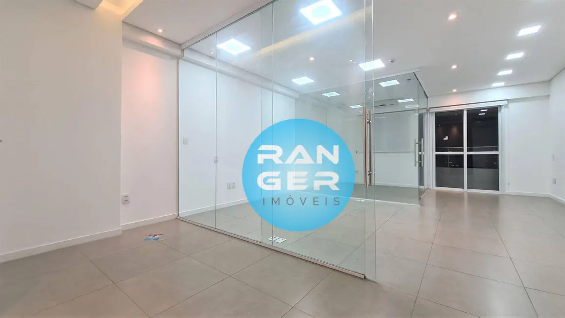 Sala Comercial à venda, 52m2 em Santos - SP - imagem 5 Foto 5 de Sala Comercial à venda, 52m2 em Santos - SP