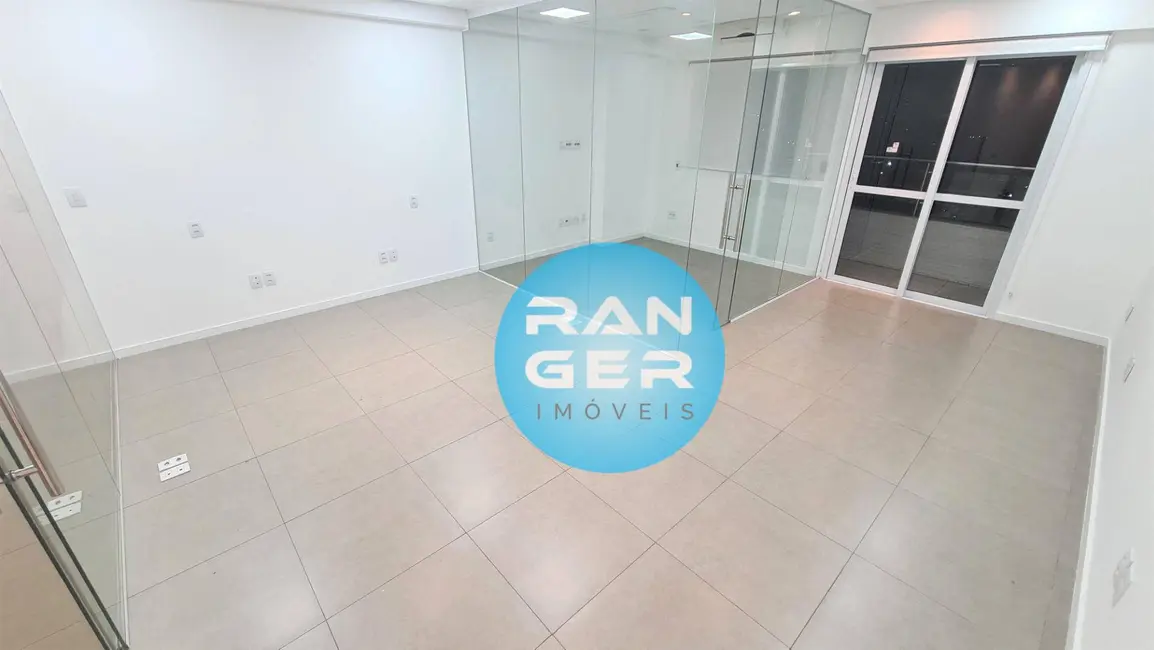 Sala Comercial à venda, 52m2 em Santos - SP - imagem 6 Foto 6 de Sala Comercial à venda, 52m2 em Santos - SP