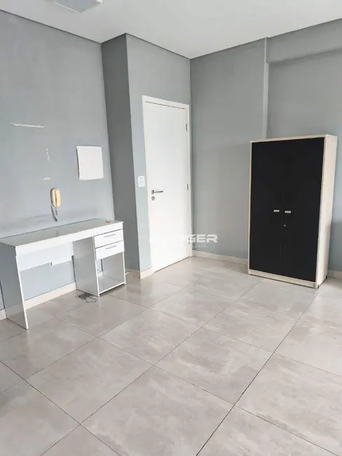 Sala Comercial para alugar, 42m2 em Santos - SP - imagem 3 Foto 3 de Sala Comercial para alugar, 42m2 em Santos - SP