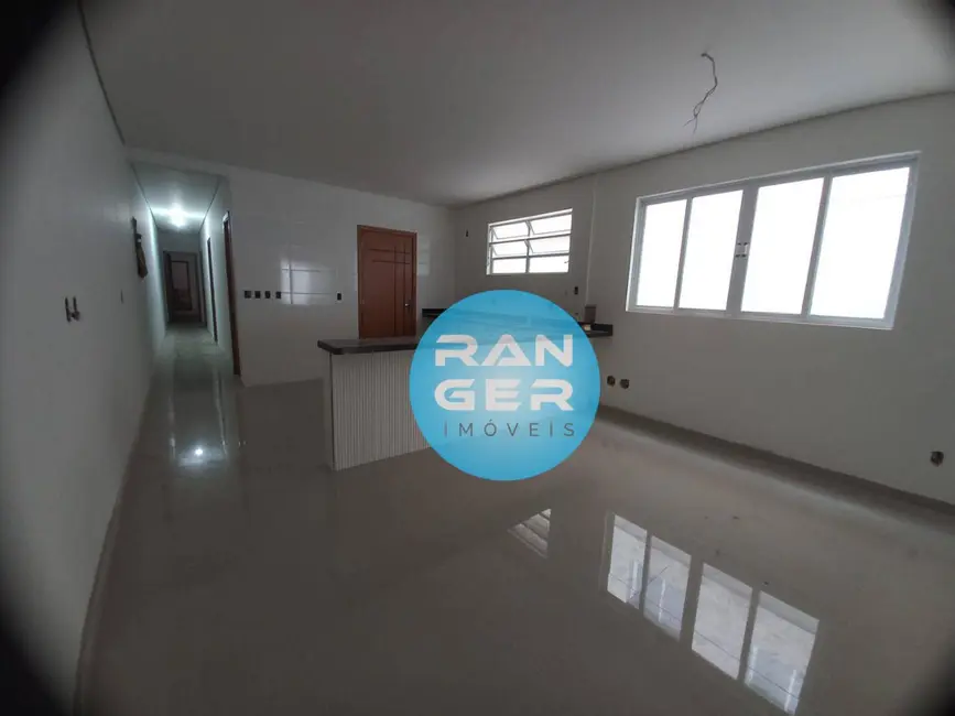 Casa com 3 quartos à venda, 260m2 em Campo Grande, Santos - SP - imagem 3 Foto 3 de Casa com 3 quartos à venda, 260m2 em Campo Grande, Santos - SP