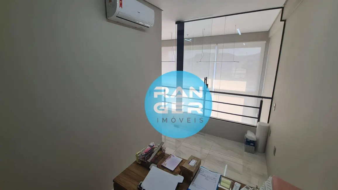 Foto 7 de Sala Comercial à venda, 61m2 em Santos - SP