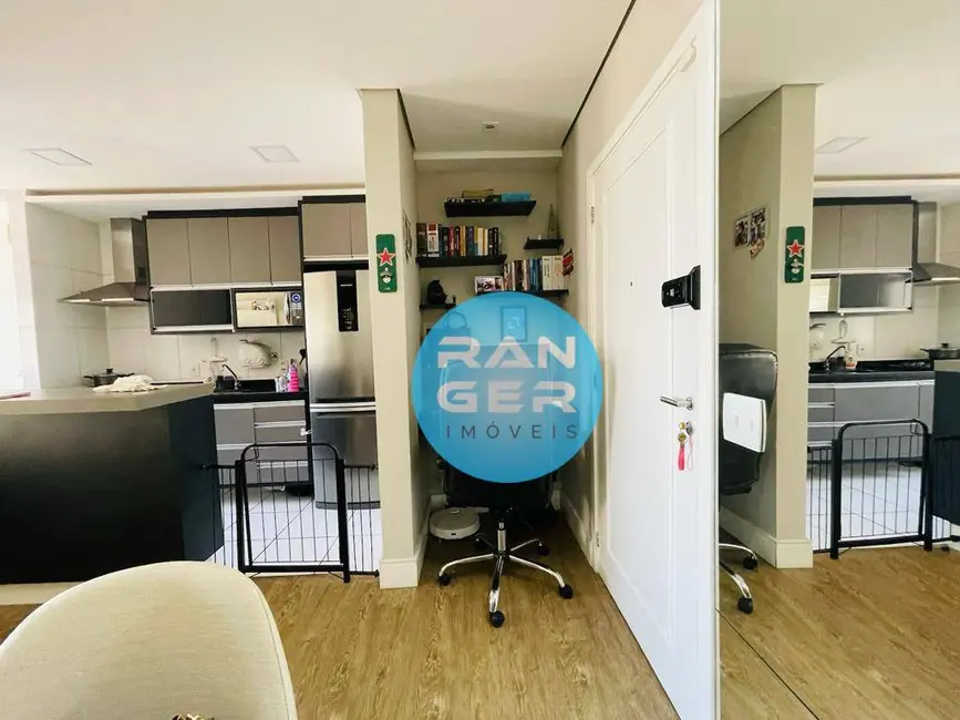 Apartamento com 2 quartos à venda, 64m2 em Marapé, Santos - SP - imagem 5 Foto 5 de Apartamento com 2 quartos à venda, 64m2 em Marapé, Santos - SP