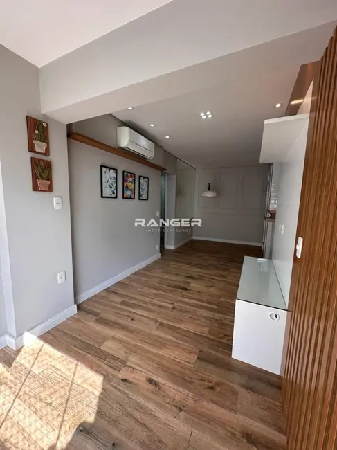 Apartamento com 2 quartos para alugar, 63m2 em Marapé, Santos - SP - imagem 5 Foto 5 de Apartamento com 2 quartos para alugar, 63m2 em Marapé, Santos - SP