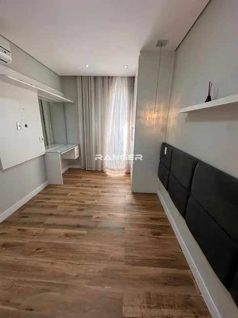 Apartamento com 2 quartos para alugar, 63m2 em Marapé, Santos - SP - imagem 4 Foto 4 de Apartamento com 2 quartos para alugar, 63m2 em Marapé, Santos - SP