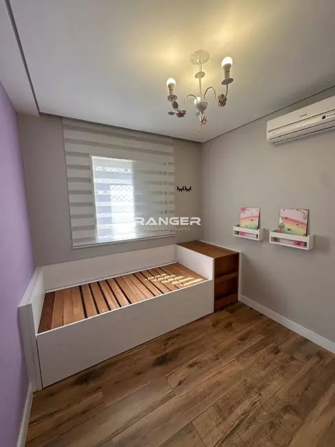 Apartamento com 2 quartos para alugar, 63m2 em Marapé, Santos - SP - imagem 9 Foto 9 de Apartamento com 2 quartos para alugar, 63m2 em Marapé, Santos - SP