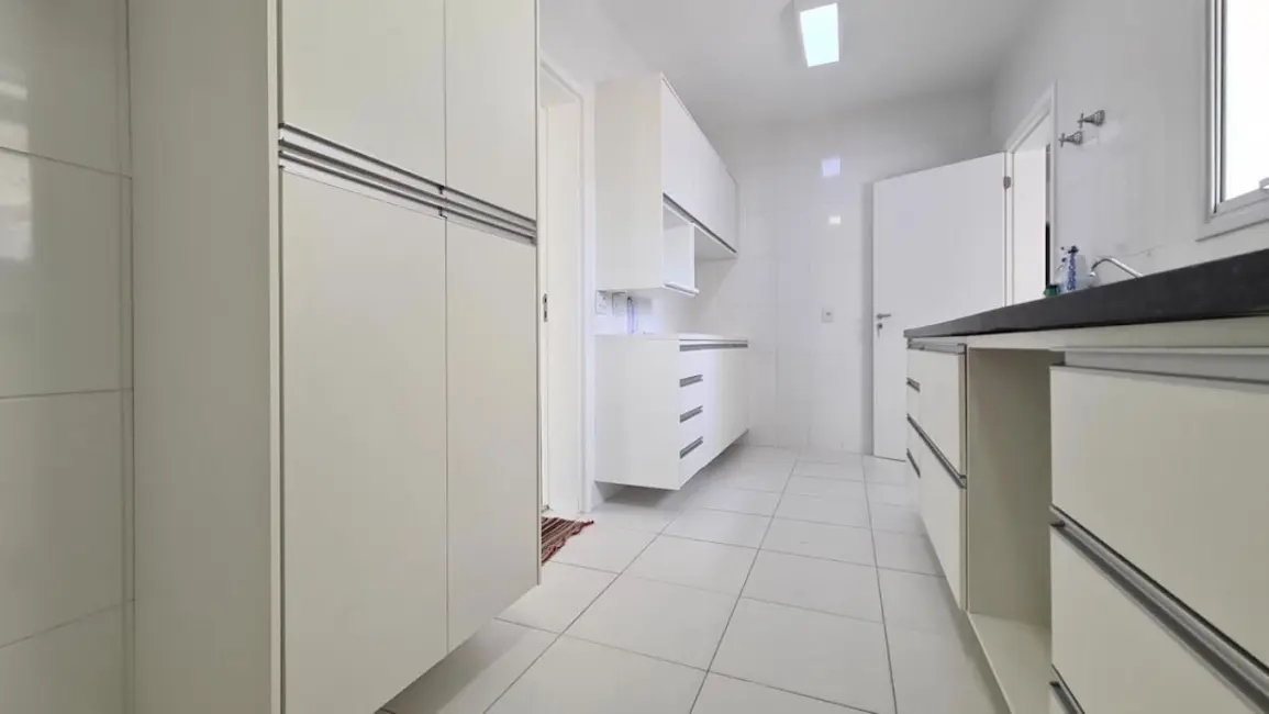 Foto 8 de Apartamento com 3 quartos para alugar, 150m2 em Marapé, Santos - SP