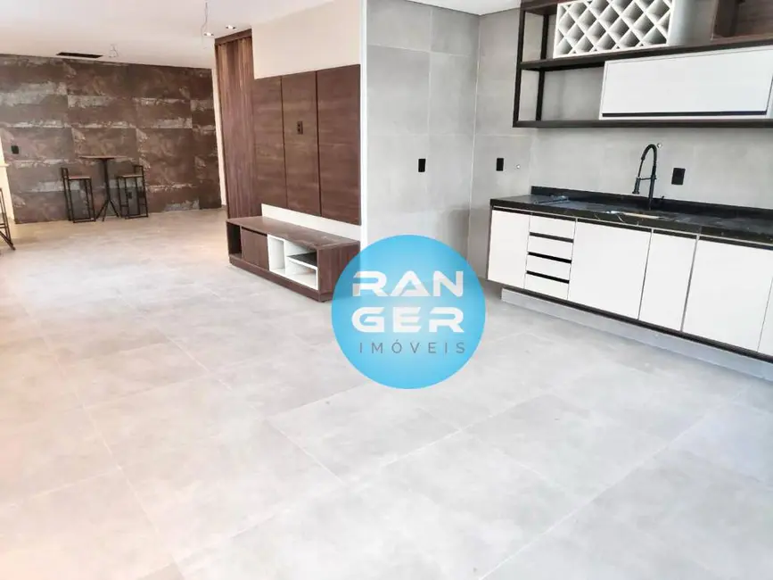 Casa com 3 quartos à venda, 300m2 em Boqueirão, Santos - SP - imagem 9 Foto 9 de Casa com 3 quartos à venda, 300m2 em Boqueirão, Santos - SP