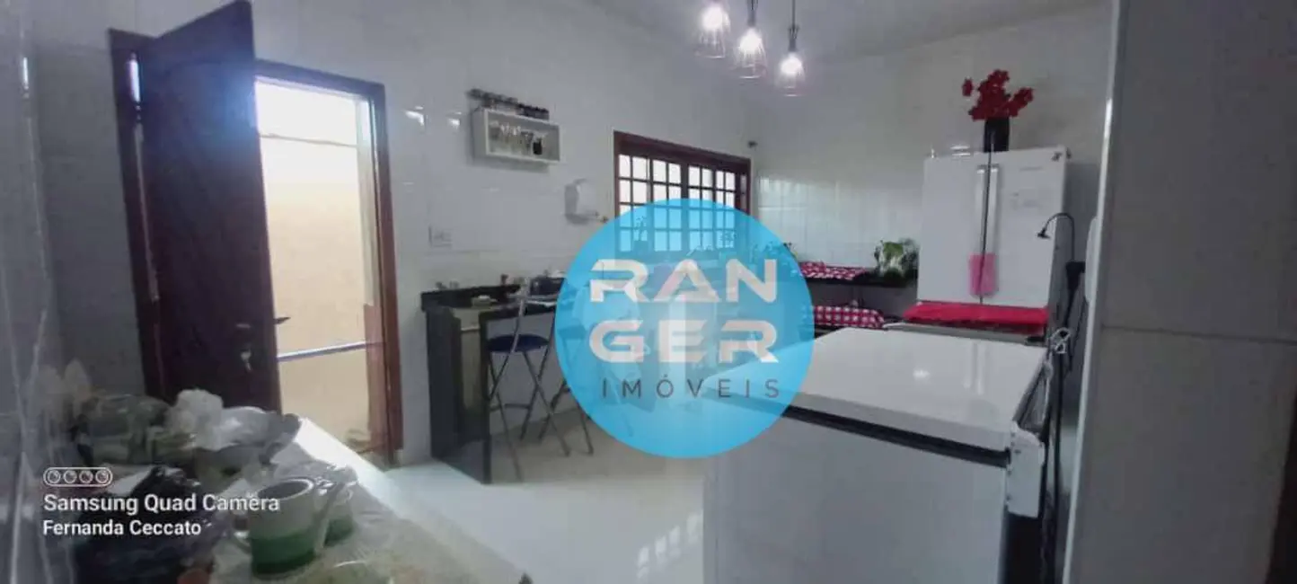 Foto 6 de Casa com 2 quartos à venda, 200m2 em Ocian, Praia Grande - SP