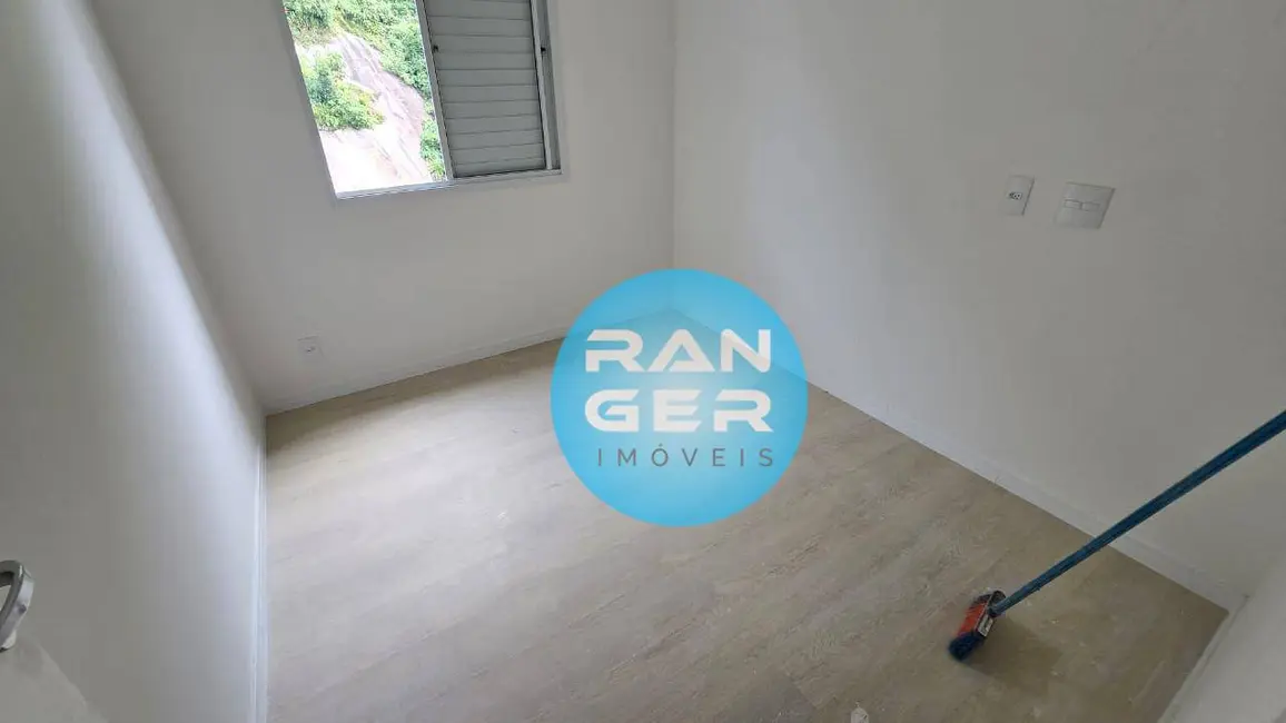 Foto 2 de Apartamento com 2 quartos para alugar, 64m2 em Marapé, Santos - SP