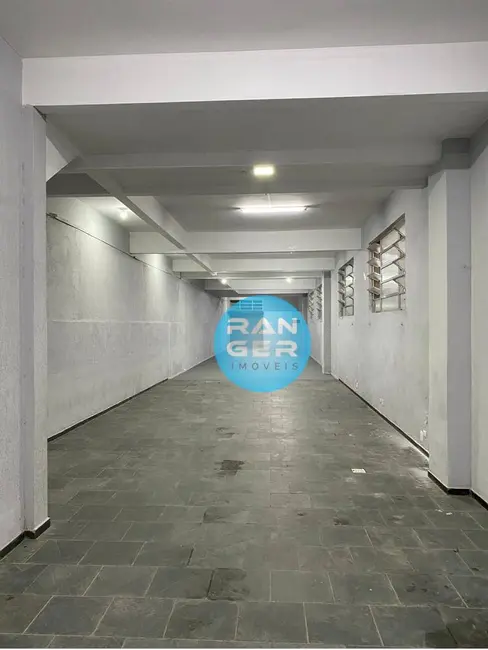 Foto 4 de Loja para alugar, 570m2 em Encruzilhada, Santos - SP