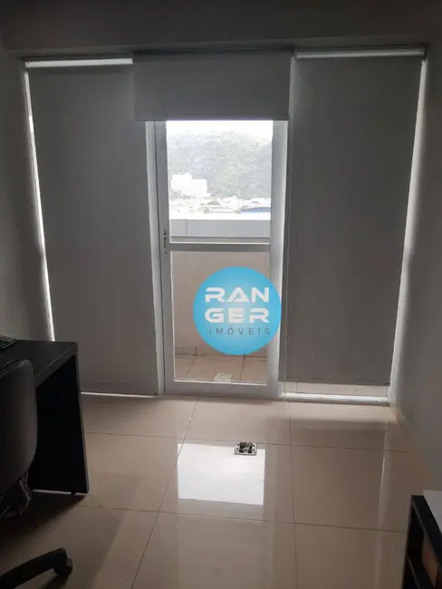 Sala Comercial à venda e para alugar, 37m2 em Vila Belmiro, Santos - SP - imagem 6 Foto 6 de Sala Comercial à venda e para alugar, 37m2 em Vila Belmiro, Santos - SP